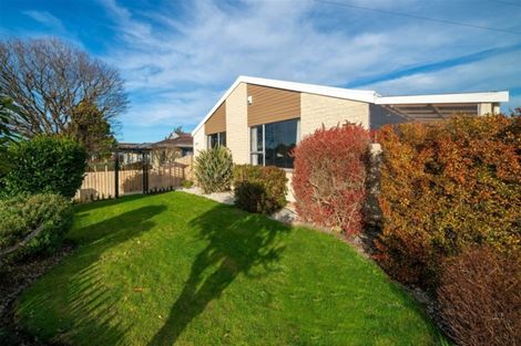 Photo of property in 58 Denise Crescent, Hornby, Christchurch, 8042