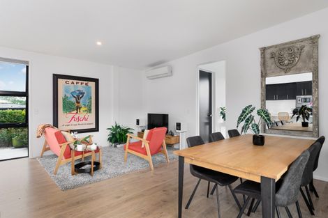 Photo of property in 16 Awanui Crescent, Matakana, 0985