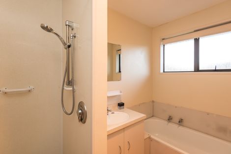 Photo of property in 2/60a Somme Street, St Albans, Christchurch, 8014