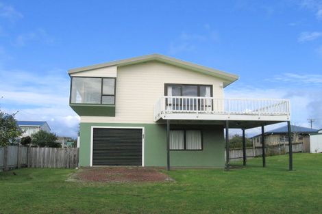 Photo of property in 407 Harbour View Road, Whangamata, 3620