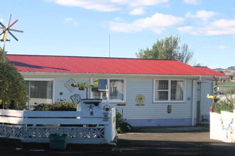 Photo of property in 5 Cotton Place, Opaheke, Papakura, 2113