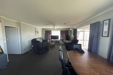 Photo of property in 9a Miro Street, Merrilands, New Plymouth, 4312