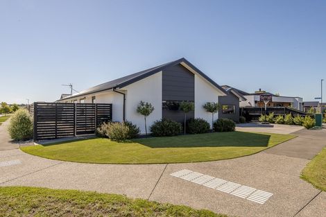 Photo of property in 19 Henrietta Street, Marshland, Christchurch, 8083