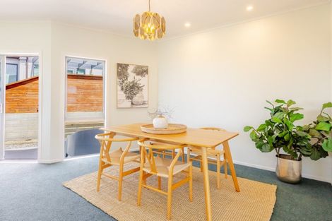 Photo of property in 15 Kavanagh Road, Hospital Hill, Napier, 4110