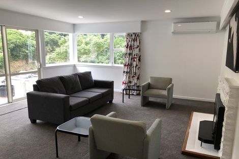 Photo of property in 39 Onslow Road, Khandallah, Wellington, 6035