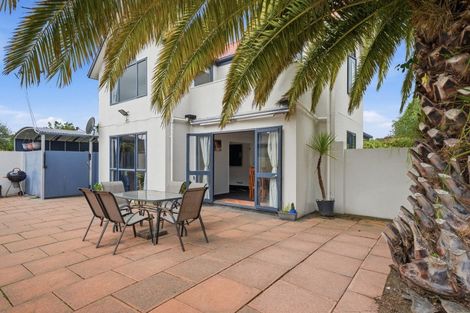 Photo of property in 24 Welsford Street, Woodend, 7610