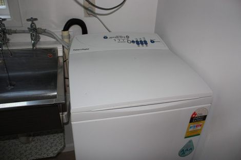 Photo of property in 10 Cheshire Street, Wilton, Wellington, 6012