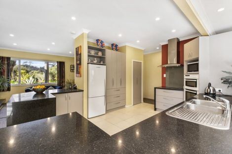Photo of property in 1172 East Coast Road, Redvale, Albany, 0794