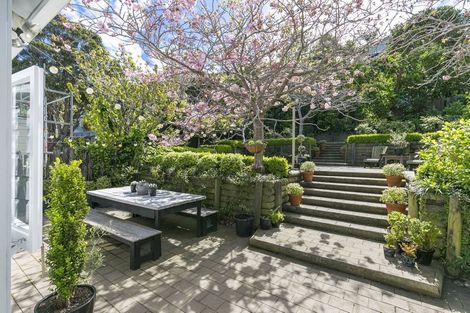 Photo of property in 72 Hataitai Road, Hataitai, Wellington, 6021