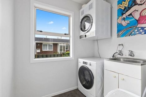 Photo of property in 82 Te Aroha Street, Hamilton East, Hamilton, 3216