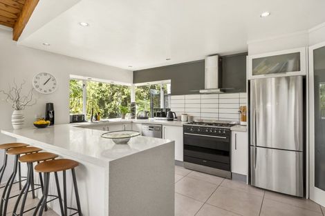 Photo of property in 2/12a Mcdowell Crescent, Hillcrest, Auckland, 0627