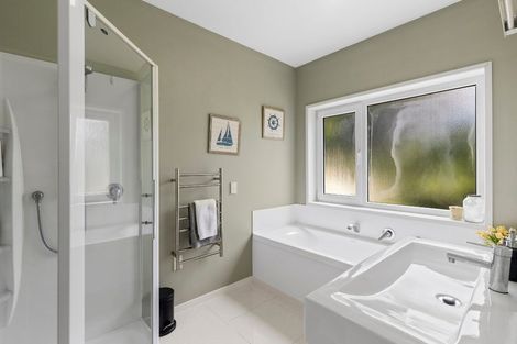 Photo of property in 37 Bay Vista Drive, Pohara, Takaka, 7183