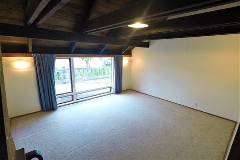 Photo of property in 52 Milne Terrace, Island Bay, Wellington, 6023