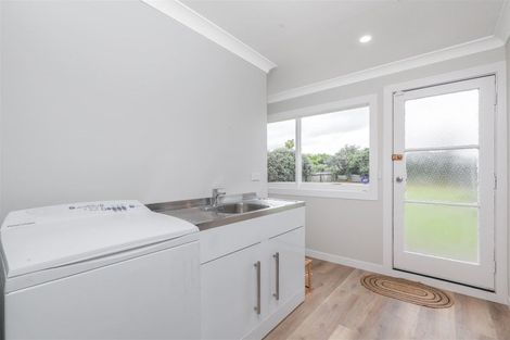 Photo of property in 142 Hakanoa Street, Huntly, 3700