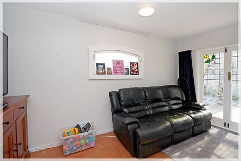 Photo of property in 51 Nash Parade, Foxton Beach, Foxton, 4815