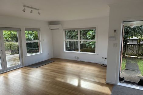 Photo of property in 3/149 Shakespeare Road, Milford, Auckland, 0620