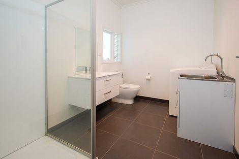 Photo of property in 120 West End Road, Westmere, Auckland, 1022