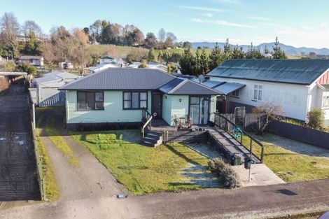 Photo of property in 6 Otanga Street, Dannevirke, 4930