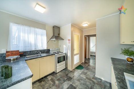 Photo of property in 10a Elizabeth Street, Moera, Lower Hutt, 5010