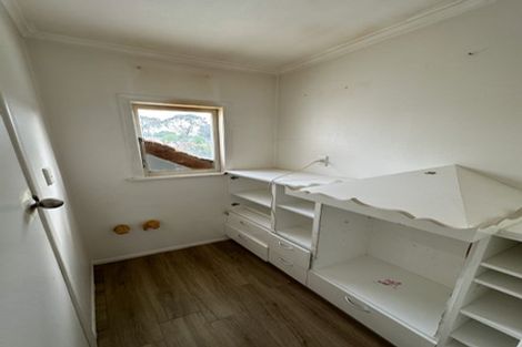 Photo of property in 19 Camelot Place, Glenfield, Auckland, 0629