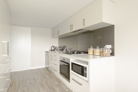 Photo of property in 170 Mount Pleasant Road, Mount Pleasant, Christchurch, 8081