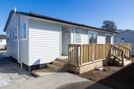 Photo of property in 32a Lipscombe Crescent, Havelock North, 4130