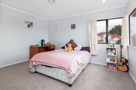 Photo of property in 20 Simmental Crescent, Somerville, Auckland, 2014