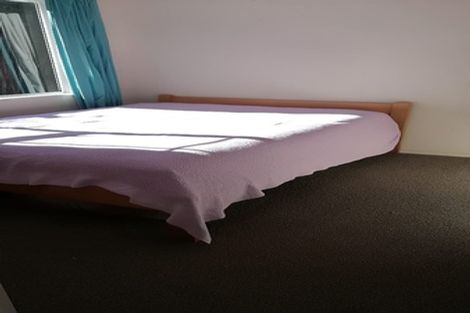 Photo of property in 2/112 Nigel Road, Browns Bay, Auckland, 0630