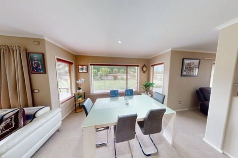 Photo of property in 44 Phillips Street, Sanson, 4817