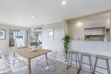 Photo of property in 46 Totara Road, Te Atatu Peninsula, Auckland, 0610