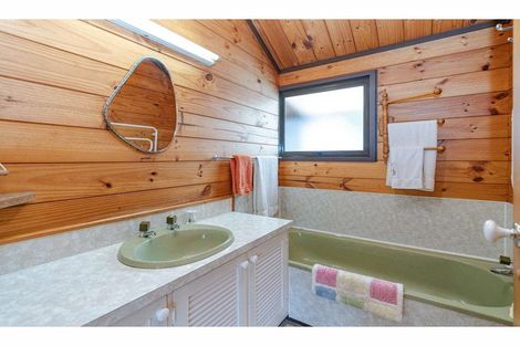 Photo of property in 110 Hone Heke Road, Kerikeri, 0230