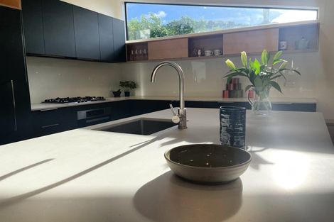 Photo of property in 76 Nottingham Street, Karori, Wellington, 6012