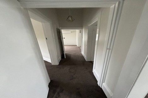 Photo of property in 1-3/2 Baden Road, Hataitai, Wellington, 6021