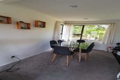 Photo of property in 10 Eugen Place, Bayview, Auckland, 0629