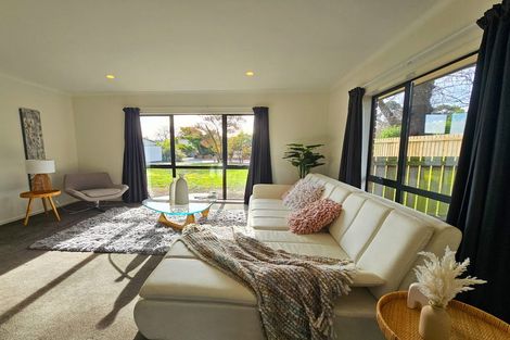 Photo of property in 10 Laura Kent Place, Woolston, Christchurch, 8023