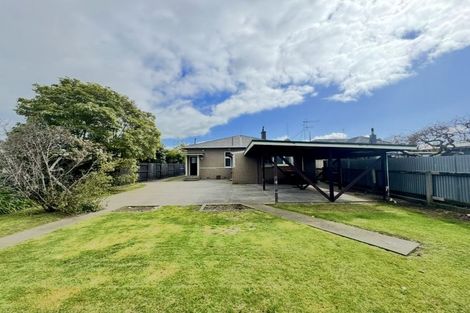 Photo of property in 146 Featherston Street, Palmerston North, 4410