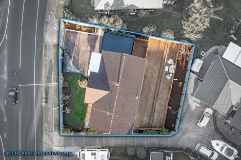 Photo of property in 27 Marina View Drive, West Harbour, Auckland, 0618