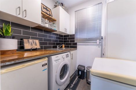 Photo of property in 32 Oxford Street, West End, Timaru, 7910