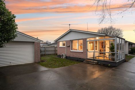 Photo of property in 250b Harewood Road, Bishopdale, Christchurch, 8053