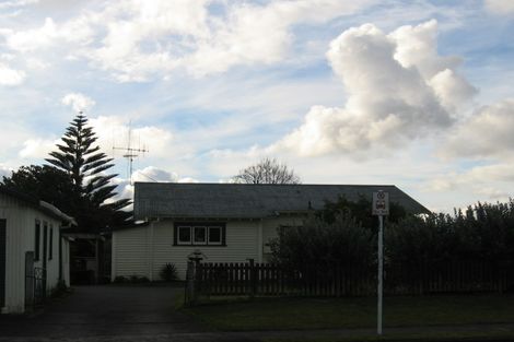 Photo of property in 84 Amanda Avenue, Dinsdale, Hamilton, 3204