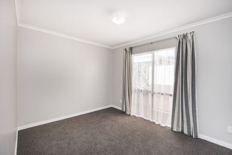 Photo of property in 24a Dorset Crescent, Hokowhitu, Palmerston North, 4410