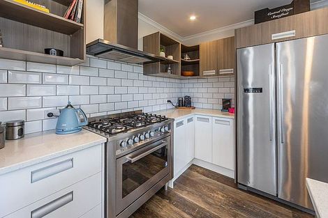 Photo of property in 6 Burnham School Road, Rolleston, 7614