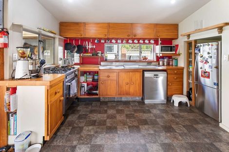 Photo of property in 295 Skinner Road, Bird Road, Stratford, 4393