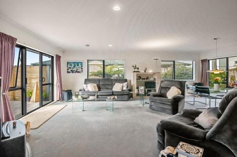 Photo of property in 14 Governor Grey Road, Snells Beach, 0920