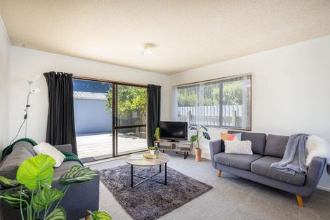 Photo of property in 2/23 Record Street, Fitzroy, New Plymouth, 4312