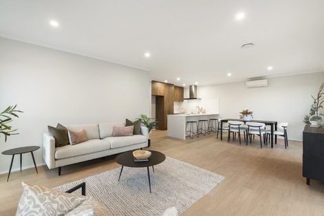 Photo of property in 8/7 Parapara Place, Albany, Auckland, 0632