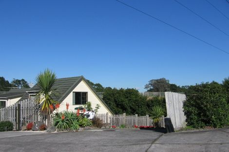 Photo of property in 7 Sample Road, Albany, Auckland, 0632