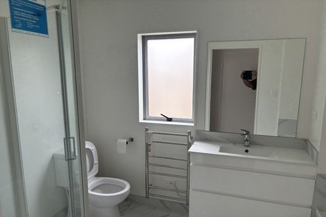 Photo of property in 78b Lincoln Park Avenue, Massey, Auckland, 0614