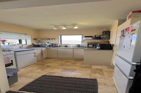 Photo of property in 8a Kentwood Drive, Woodridge, Wellington, 6037