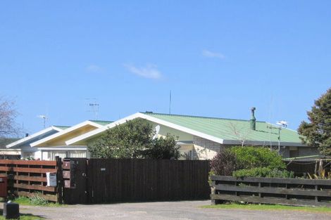 Photo of property in 5 Mardi Place, Mount Maunganui, 3116